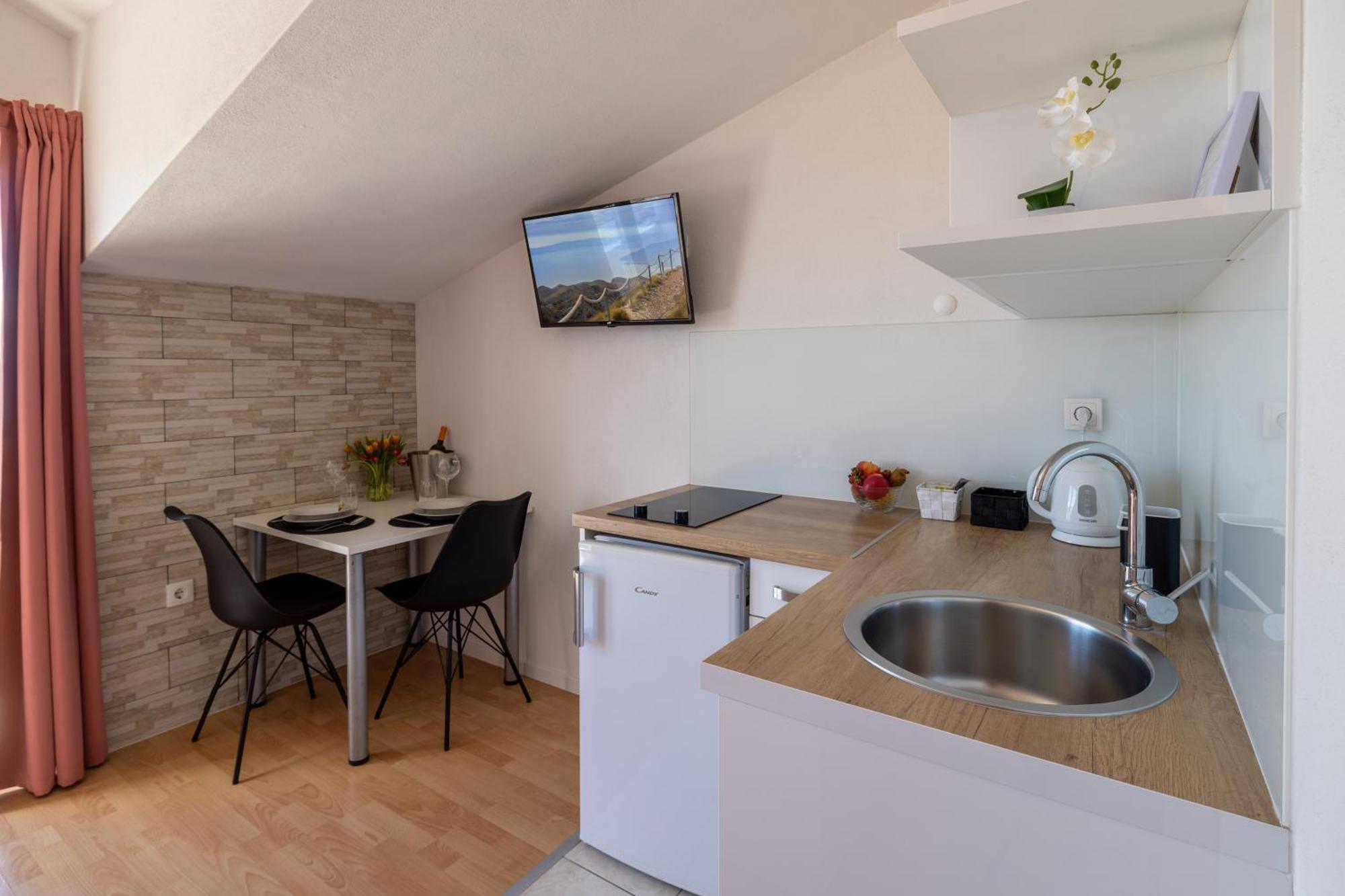 Apartments Rasic Makarska Exterior foto